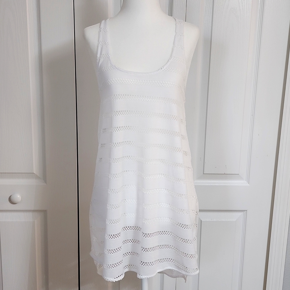 Steve Madden swimsuit coverup. White XS/S